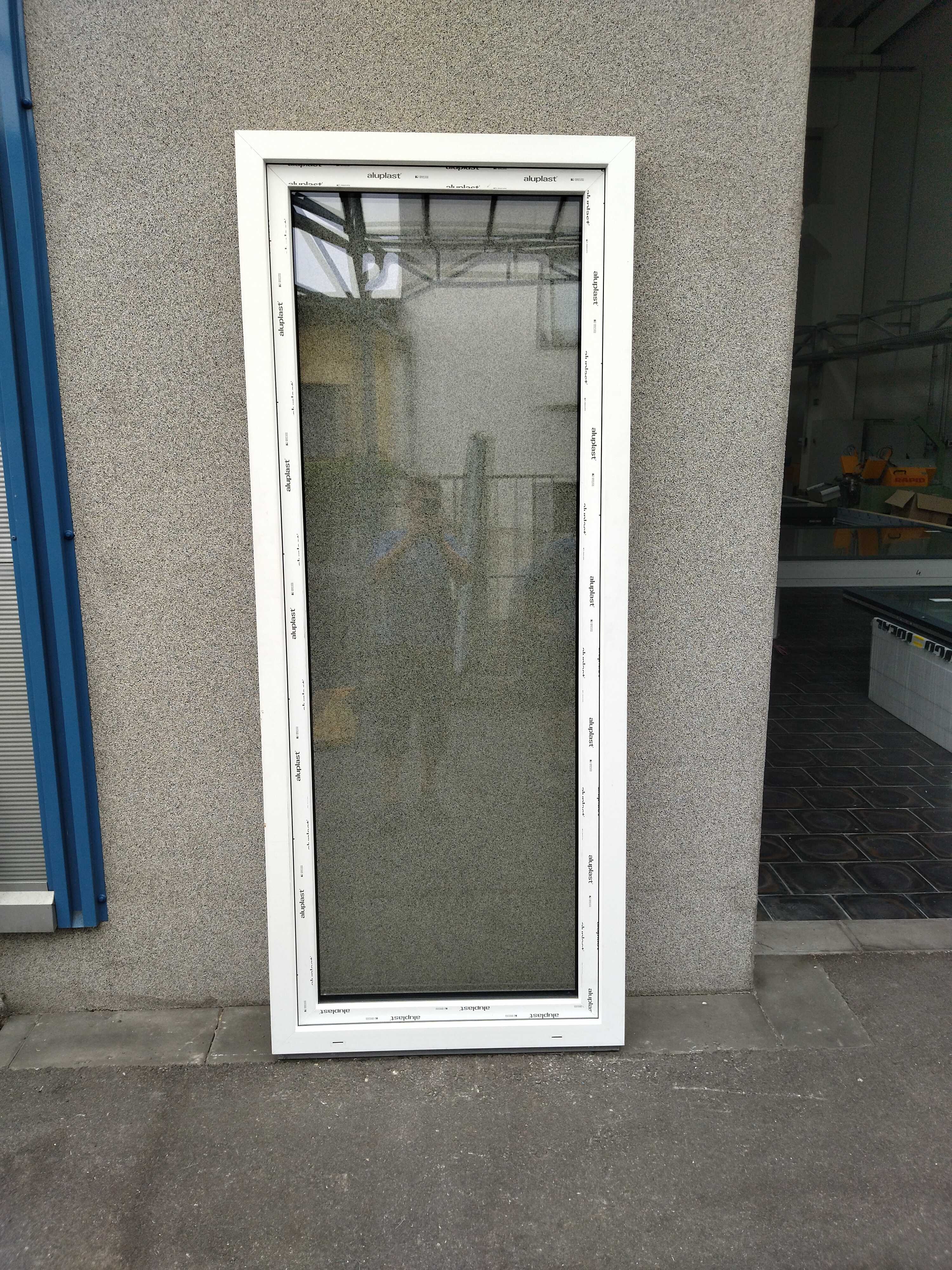 Jednodílné balkonové dveře - 3 799 Kč